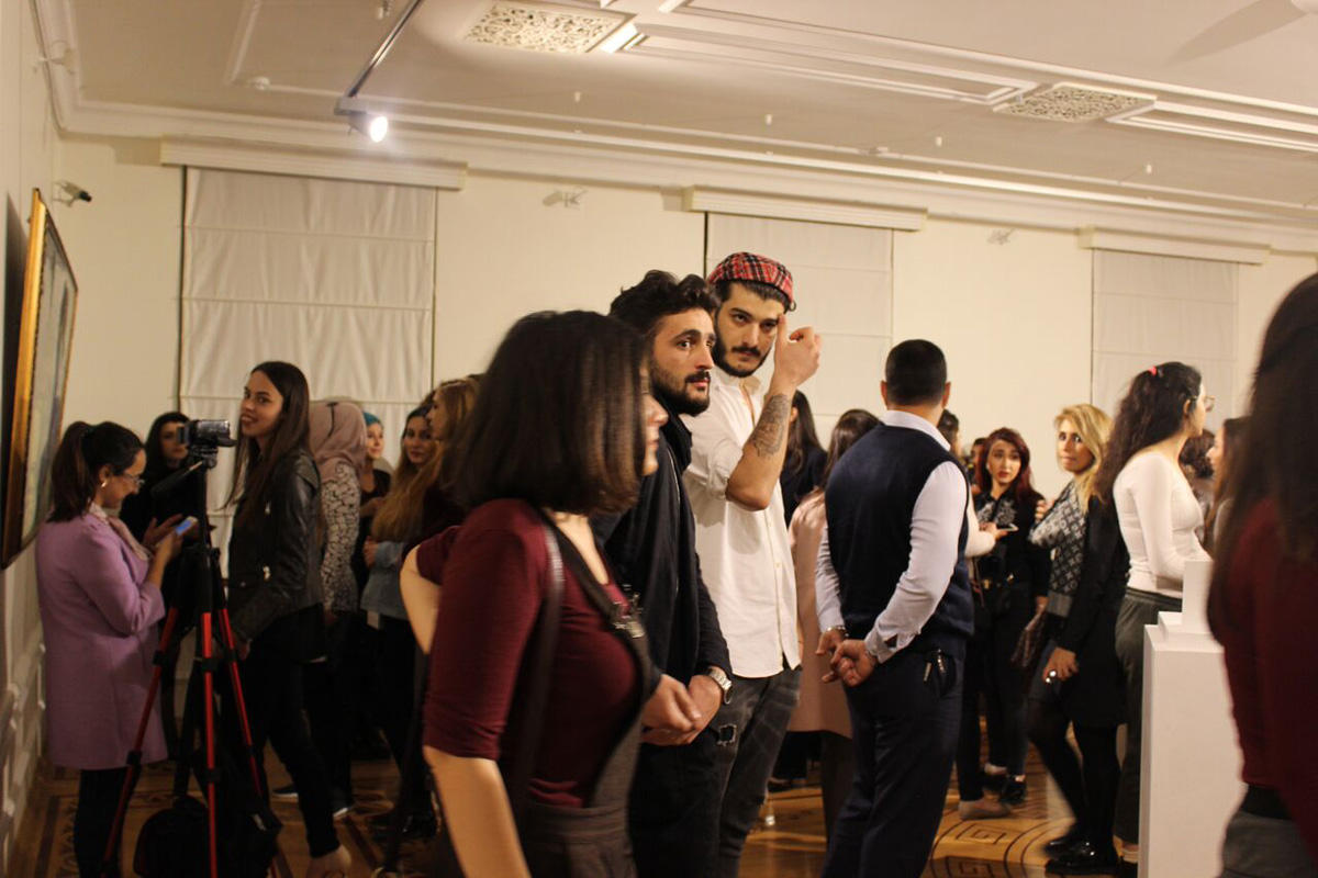 Впервые! Картины азербайджанских художников в 3D ювелирных изделиях (ФОТО)