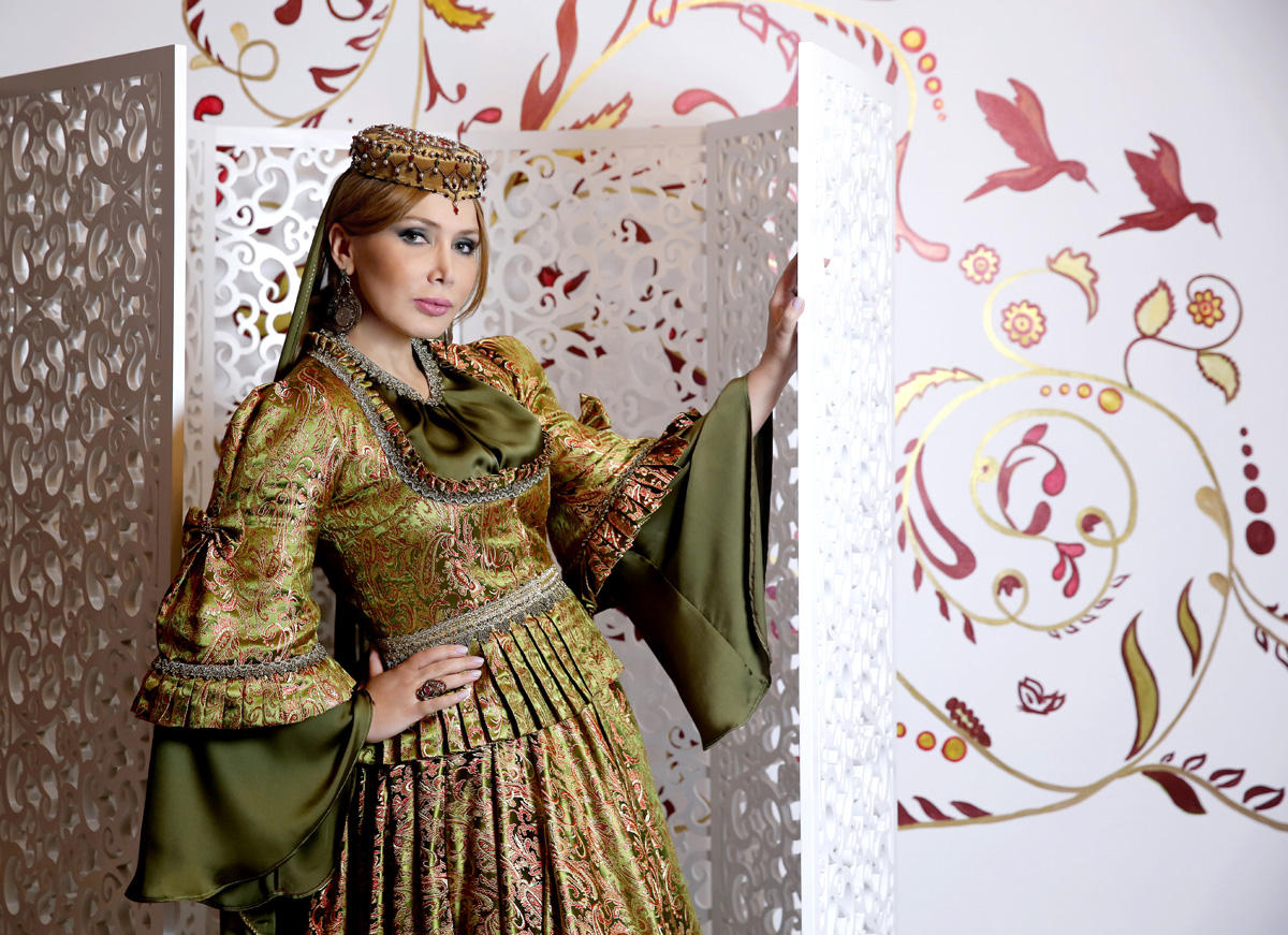 Индийское сари от Фахрии Халафовой (ФОТО)