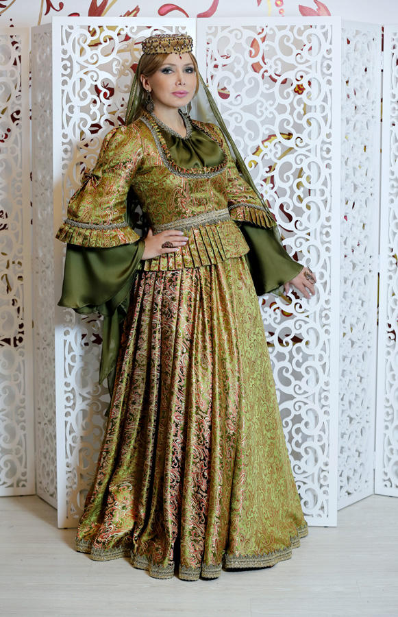 Индийское сари от Фахрии Халафовой (ФОТО)
