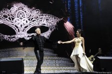 Потрясающее шоу Николая Баскова в Баку: Вот как надо отмечать день рождения! (ФОТО)