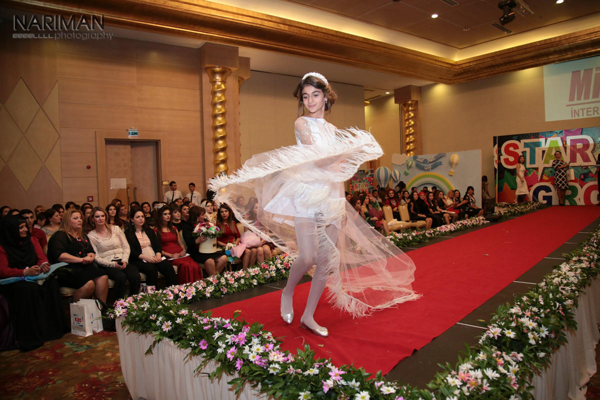 Осень в Баку: мода, дефиле, звезды - определены победители (ФОТО)