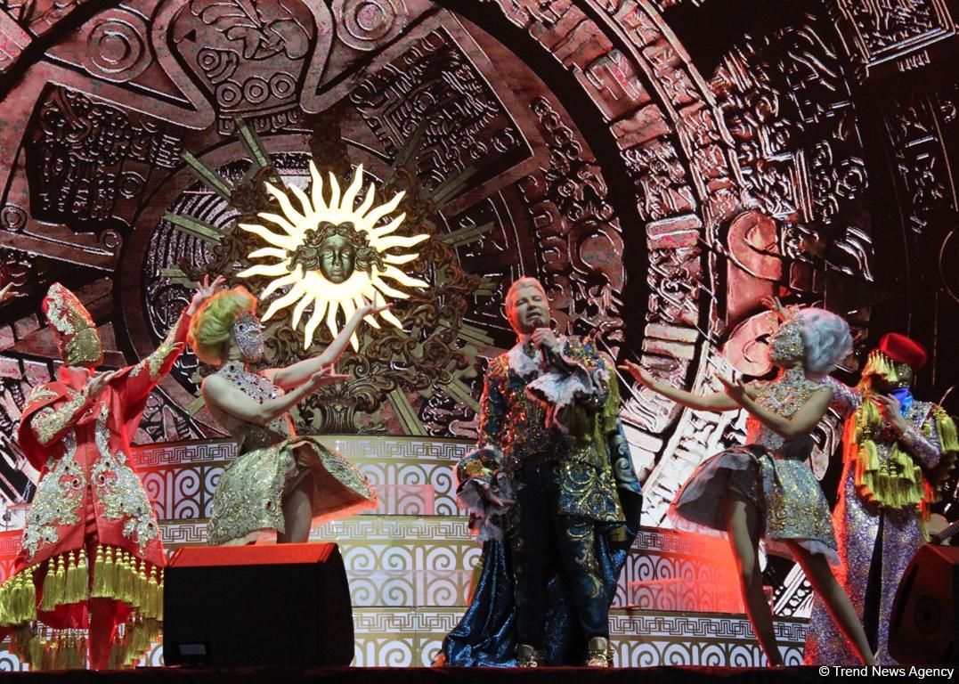 Потрясающее шоу Николая Баскова в Баку: Вот как надо отмечать день рождения! (ФОТО)