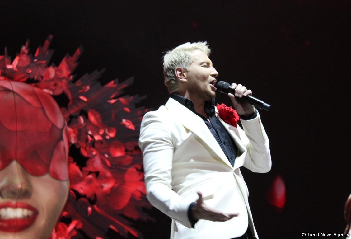 Потрясающее шоу Николая Баскова в Баку: Вот как надо отмечать день рождения! (ФОТО)