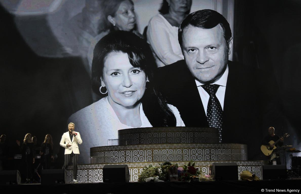 Потрясающее шоу Николая Баскова в Баку: Вот как надо отмечать день рождения! (ФОТО)