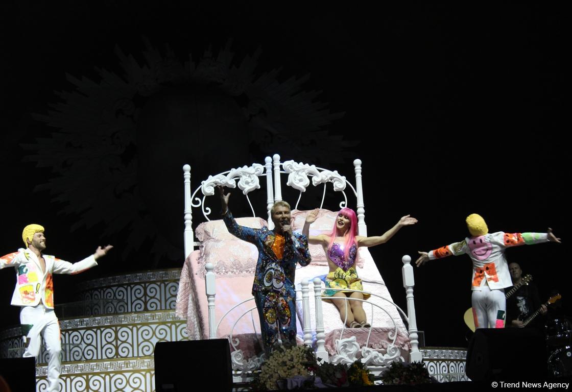 Потрясающее шоу Николая Баскова в Баку: Вот как надо отмечать день рождения! (ФОТО)