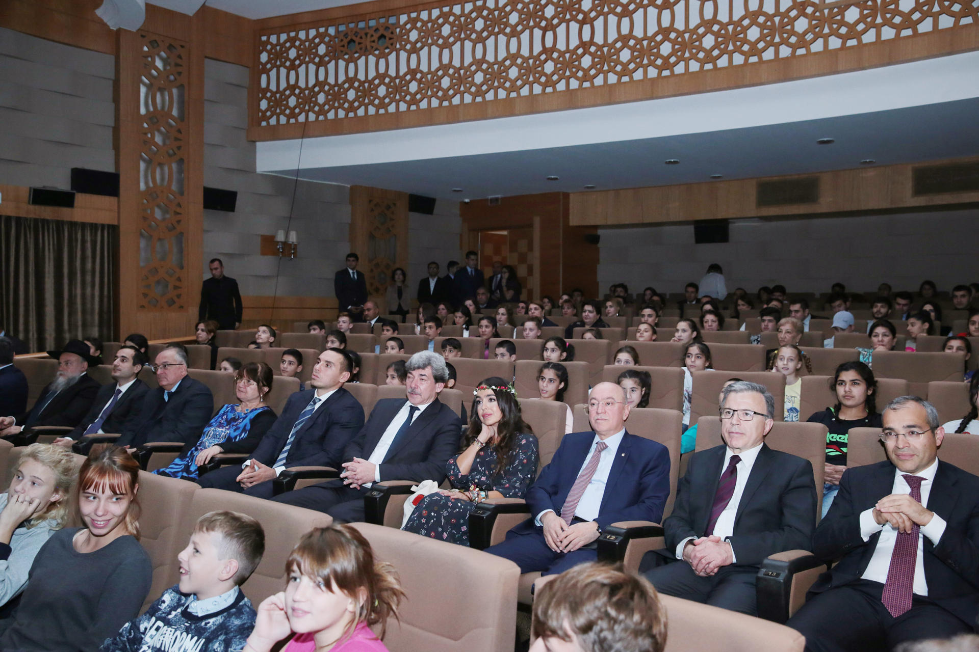 Вице-президент Фонда Гейдара Алиева Лейла Алиева: Самая большая сила в мире – это любовь, добро и вера (ФОТО)