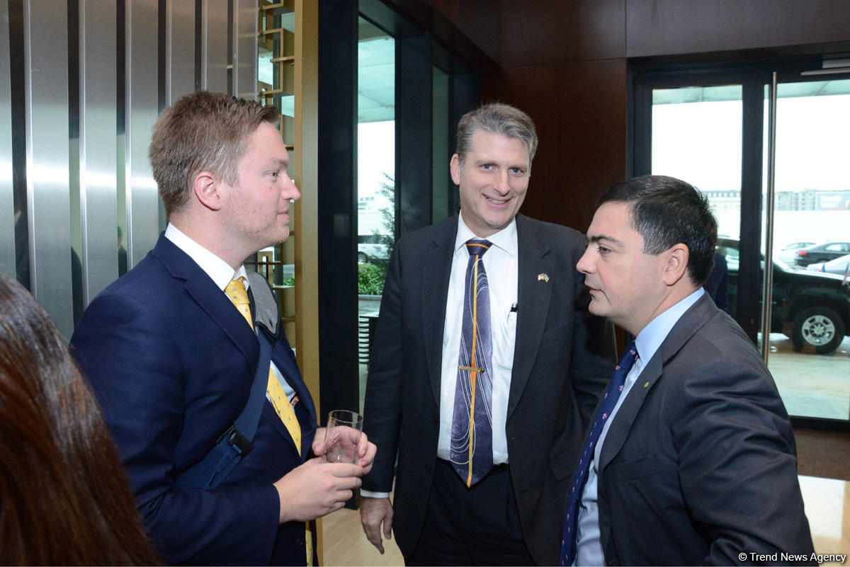 Роберт Секута: США высоко оценивают экономические реформы в Азербайджане (ФОТО)