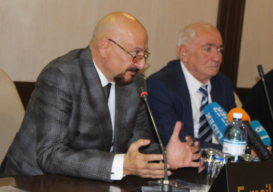 Не желайте 100 лет жизни Эльчину Иманову и Вахиду Азизу  (ФОТО, ВИДЕО)