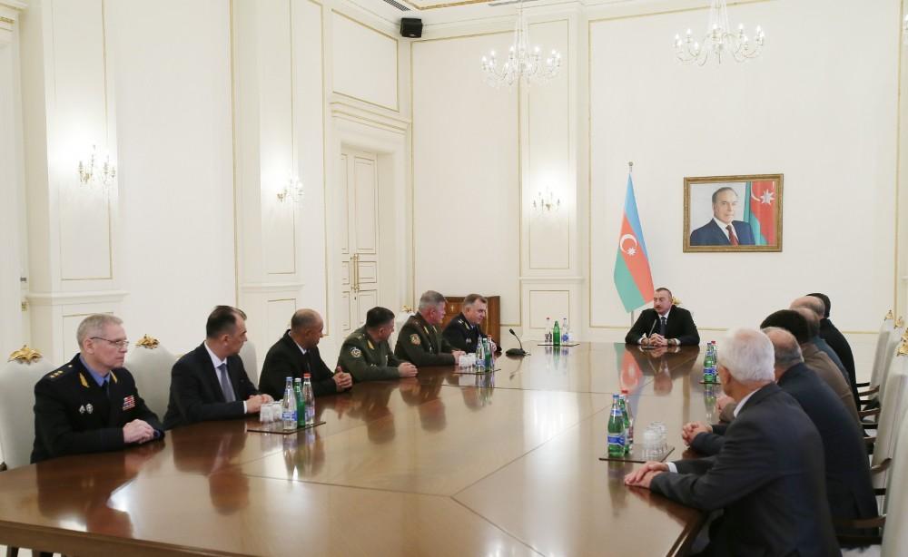 Президент Ильхам Алиев: В Азербайджане ситуация стабильная, внутренних рисков и потенциальных угроз не существует