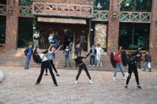 В Баку прошел флешмоб индийских танцев (ФОТО/ВИДЕО)