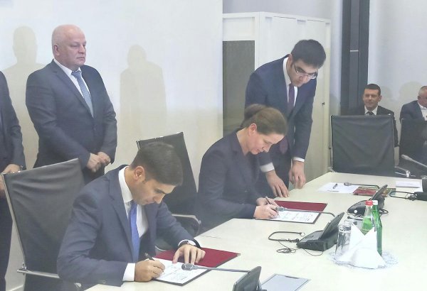 Азербайджан и Украина создадут совместное фармацевтическое предприятие (ФОТО)