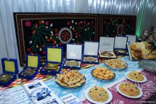 В Баку представили несколько видов древнего блюда национальной кухни фисинджан (ФОТО)