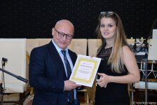 В Баку представили несколько видов древнего блюда национальной кухни фисинджан (ФОТО)