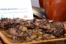 В Баку представили несколько видов древнего блюда национальной кухни фисинджан (ФОТО)