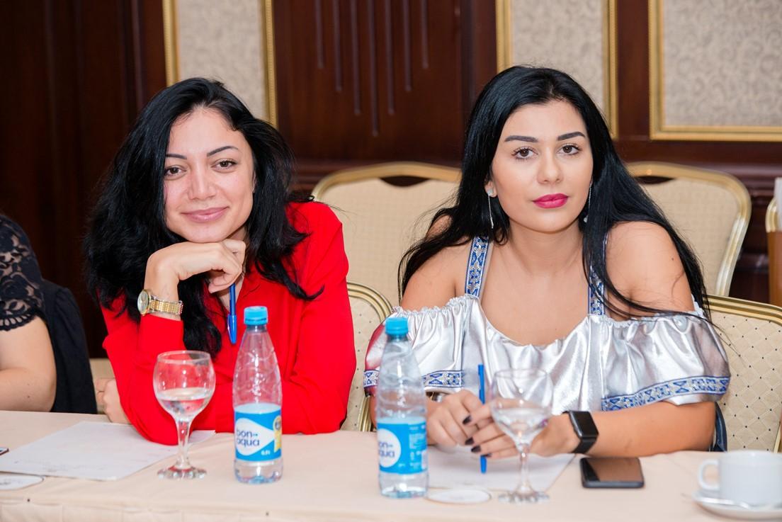 Любовь и мода по-бакински (ФОТО)