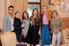 Любовь и мода по-бакински (ФОТО)