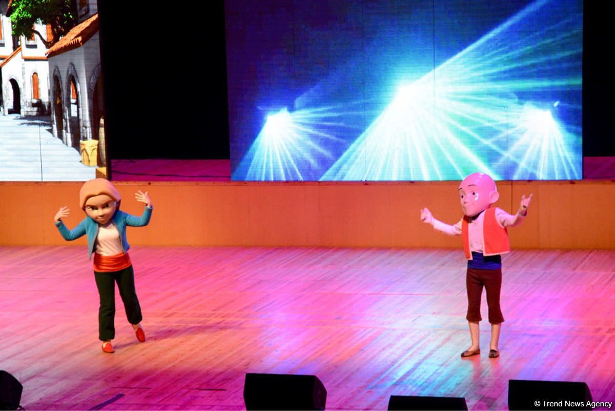 В Баку появился детский космодром (ФОТО)