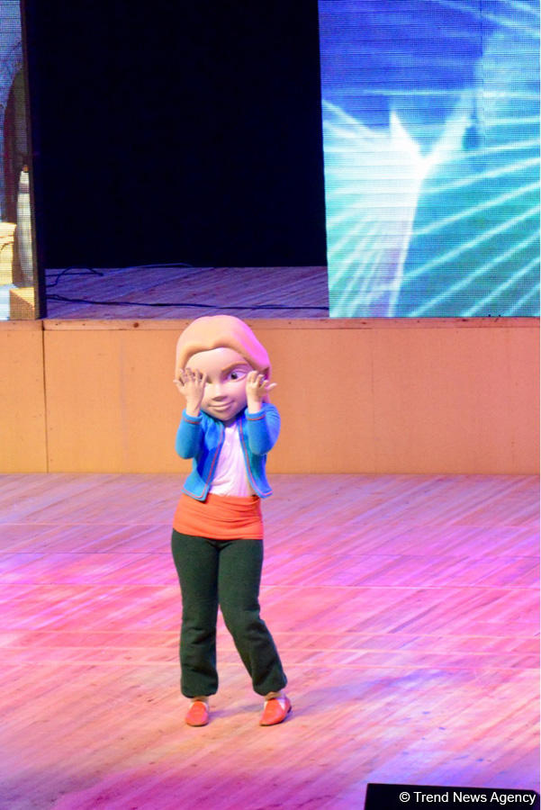 В Баку появился детский космодром (ФОТО)