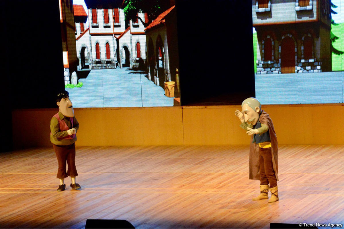 В Баку появился детский космодром (ФОТО)