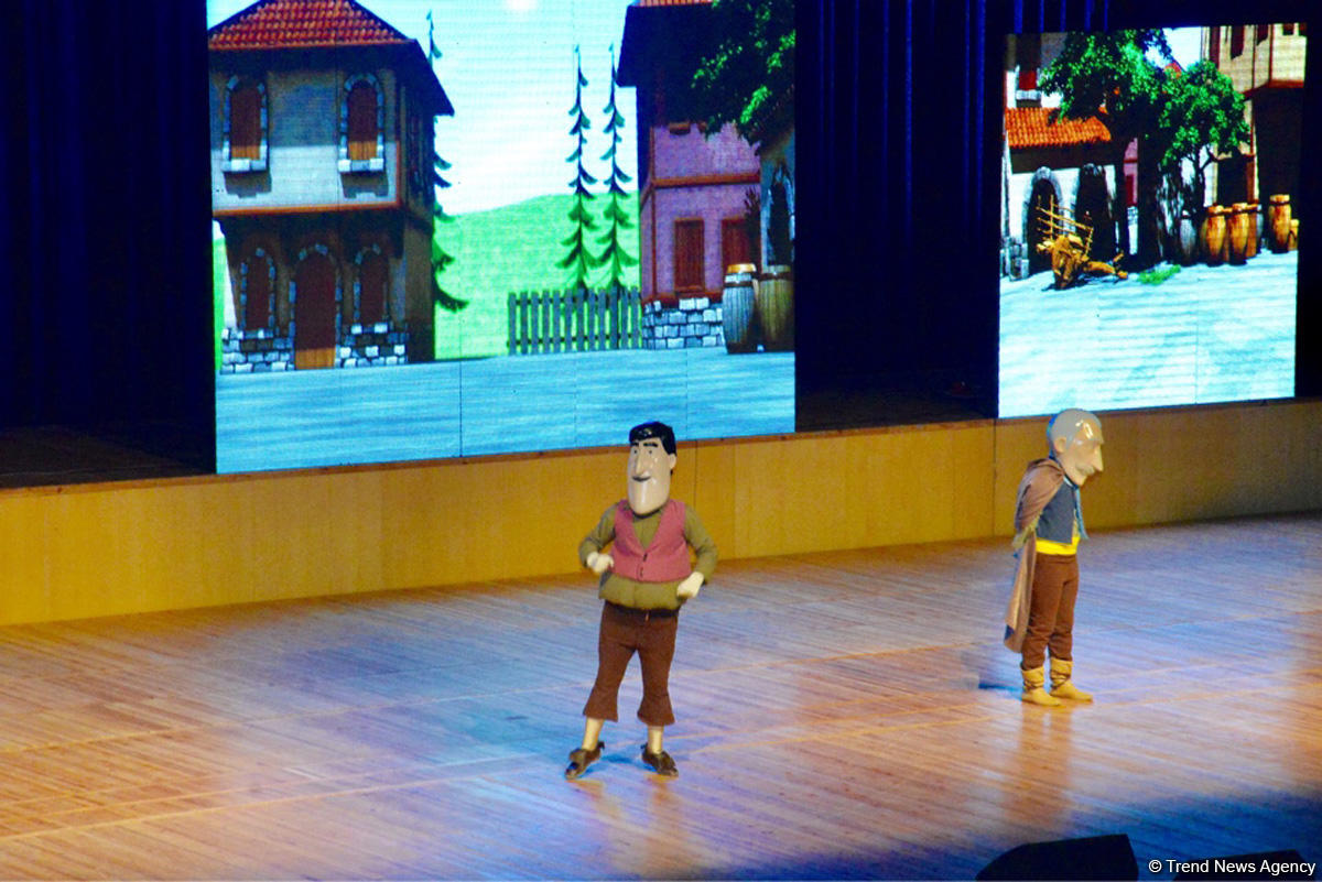 В Баку появился детский космодром (ФОТО)