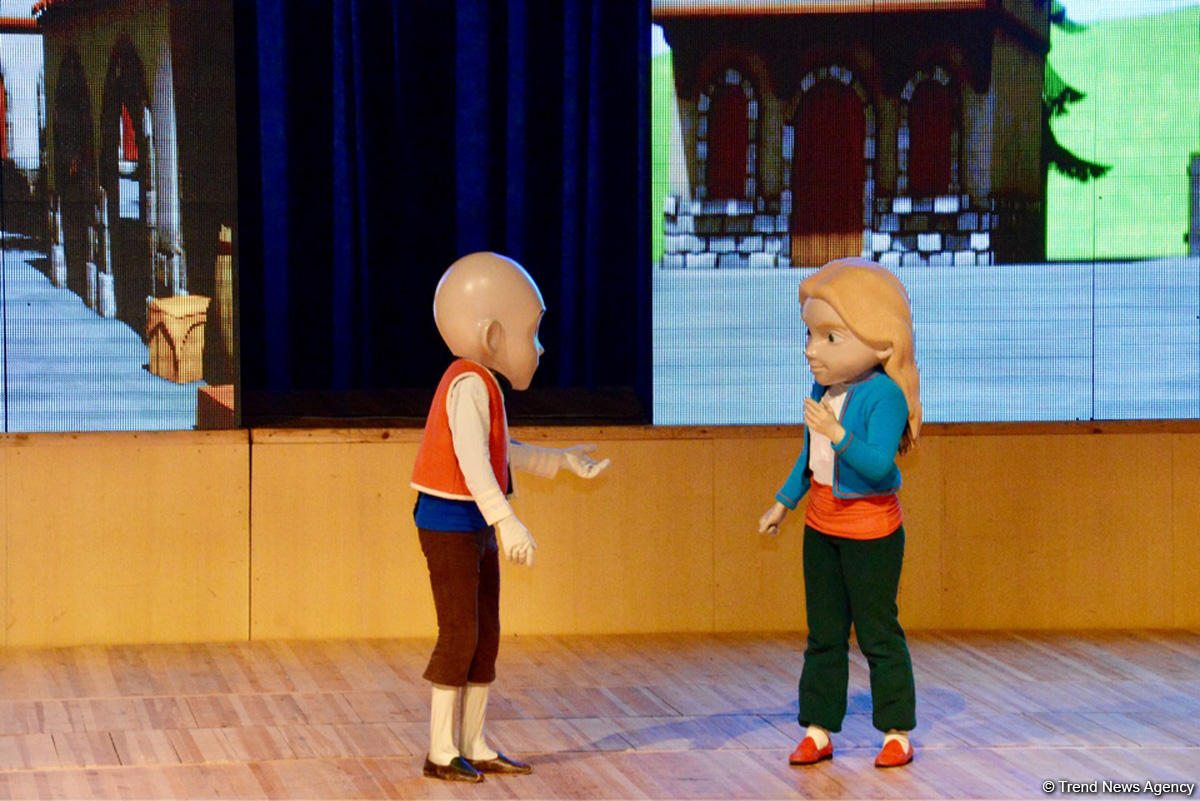 В Баку появился детский космодром (ФОТО)