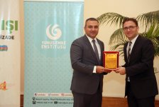 Умелые руки и яркие краски Азербайджана и Турции (ФОТО)