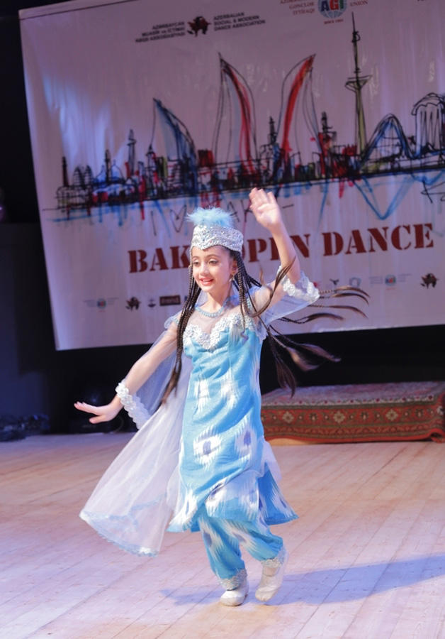 Азербайджан и Россия – кто лучше? (ФОТО)