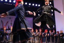 Азербайджан и Россия – кто лучше? (ФОТО)