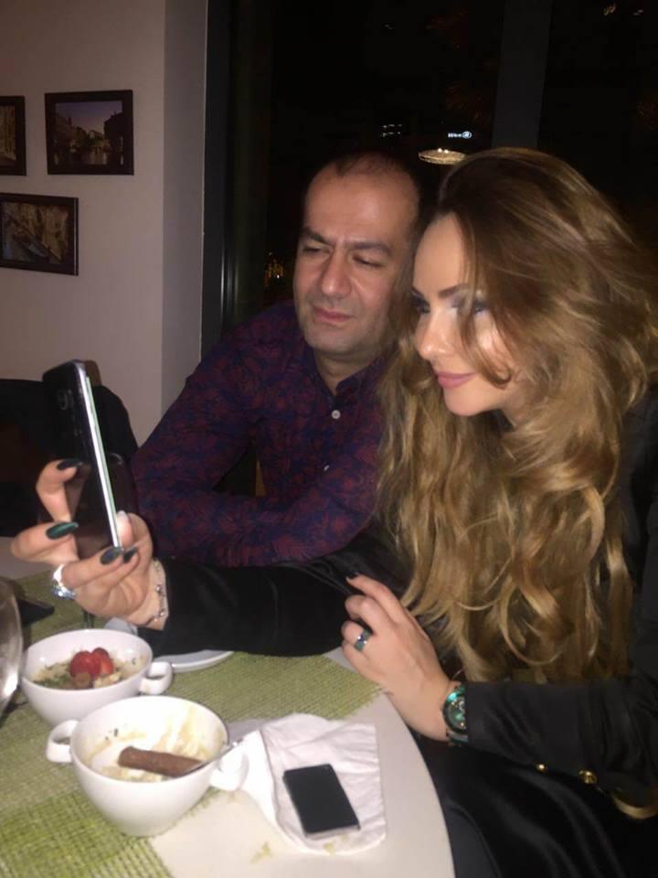 Ужин в бакинском ресторане в окружении красочных произведений искусств (ФОТО)