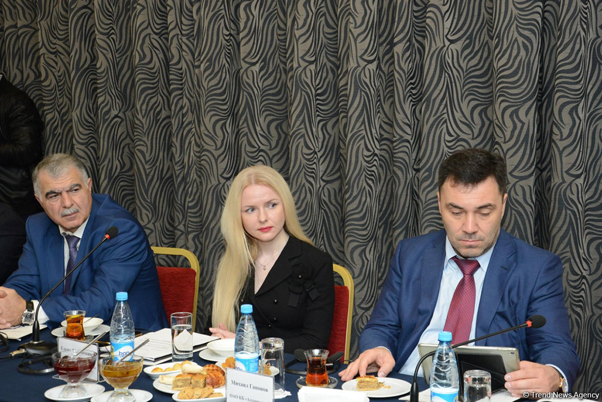 Качество банковского обслуживания в Азербайджане в ряде случаев оставляет желать лучшего - омбудсмен (ФОТО)