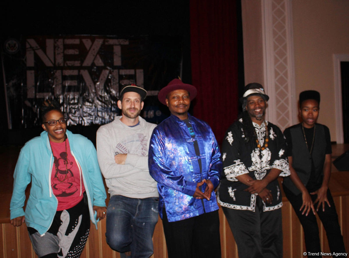 Американские мастера хип-хопа об Азербайджане, мейхане и национальных танцах (ФОТО)