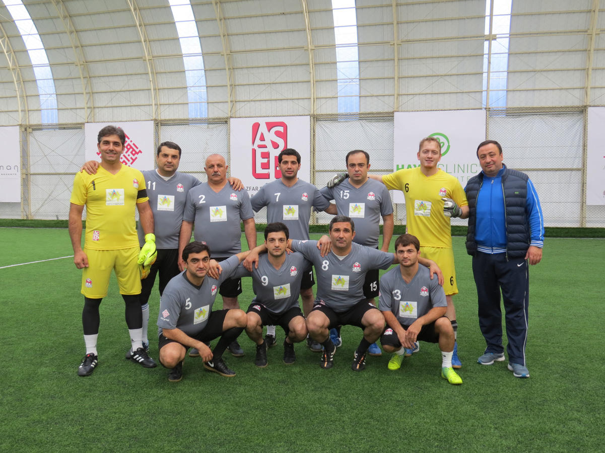 В Баку стартовали игры AZFAR Business League по мини-футболу среди компаний (ВИДЕО,ФОТО)