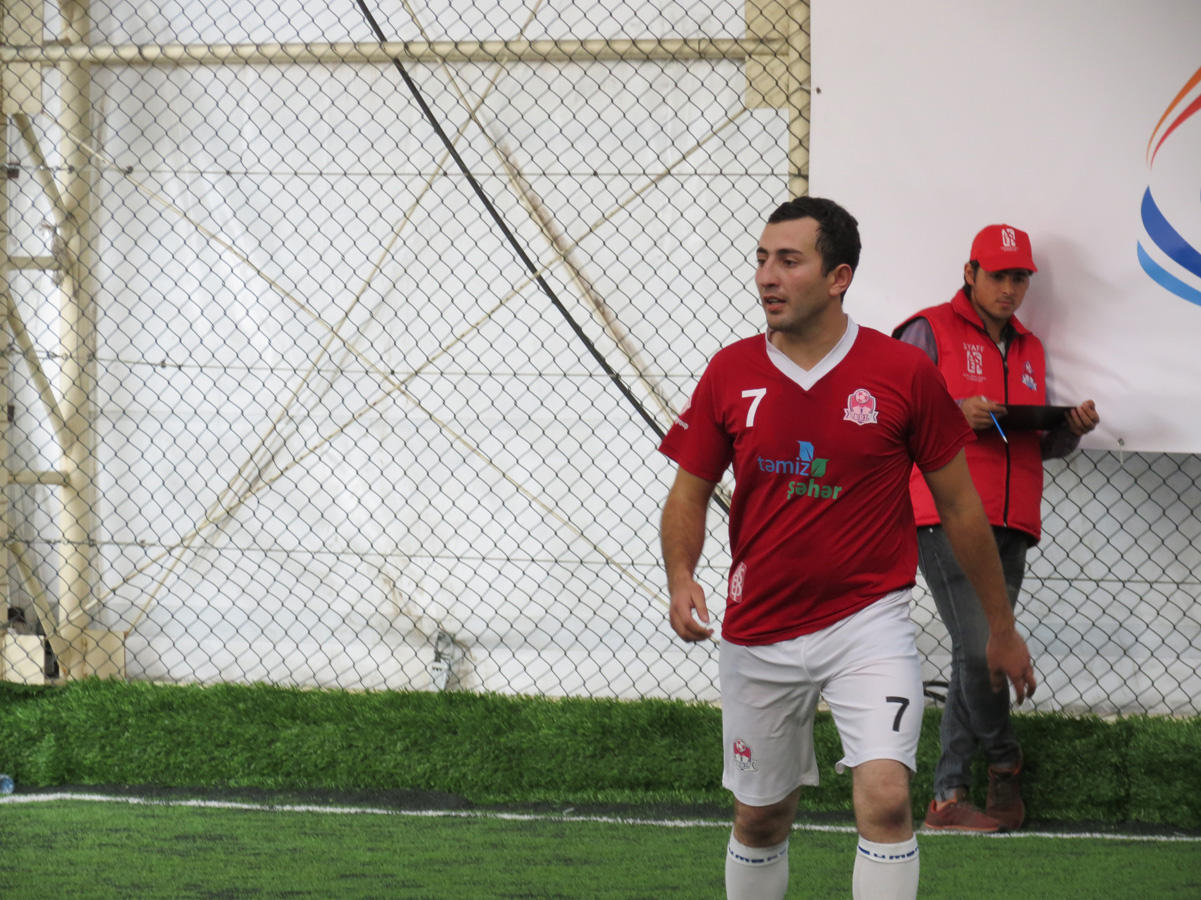 В Баку стартовали игры AZFAR Business League по мини-футболу среди компаний (ВИДЕО,ФОТО)