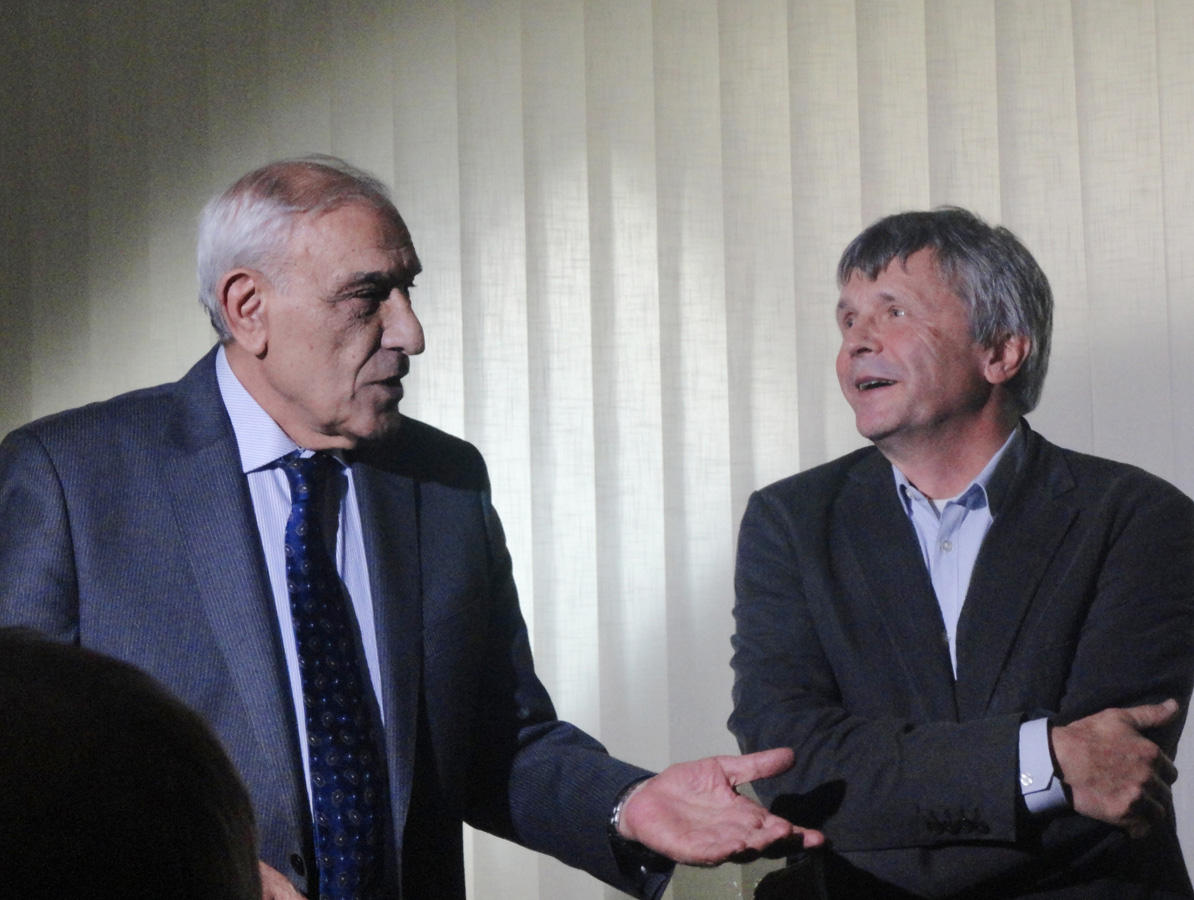 Готовится к изданию книга об истории чешско-азербайджанских отношений  (ФОТО)