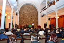 В Баку проходит церемония прощания с Рафигом Гусейновым (ФОТО)