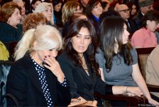 В Баку проходит церемония прощания с Рафигом Гусейновым (ФОТО)