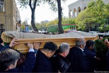 В Баку проходит церемония прощания с Рафигом Гусейновым (ФОТО)