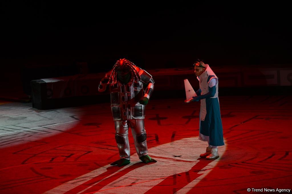 Такого циркового шоу в Баку еще не было! (ФОТО)