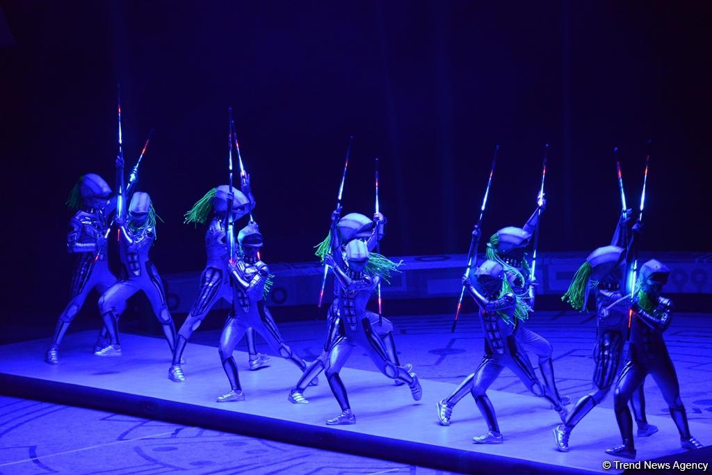Такого циркового шоу в Баку еще не было! (ФОТО)