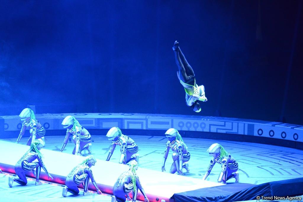 Такого циркового шоу в Баку еще не было! (ФОТО)