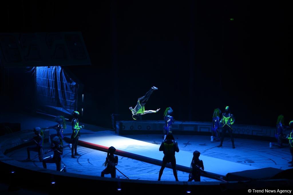 Такого циркового шоу в Баку еще не было! (ФОТО)