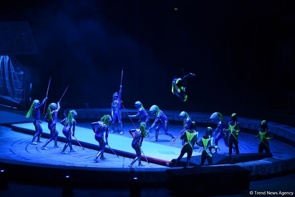 Такого циркового шоу в Баку еще не было! (ФОТО)