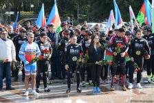 В Баку прошел велопробег, посвященный Дню Государственного флага Азербайджана (ФОТО)