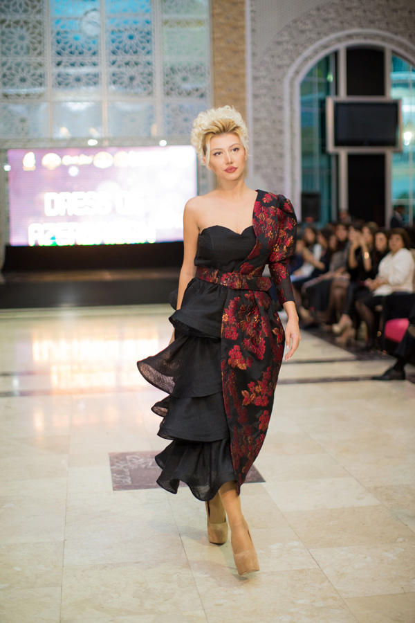 В Баку прошел финал конкурса "Платье года Азербайджана - 2017" (ФОТО)