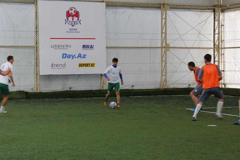 Футбольные страсти  AZFAR Business League - голы, желтые и красные карточки (ВИДЕО, ФОТО)