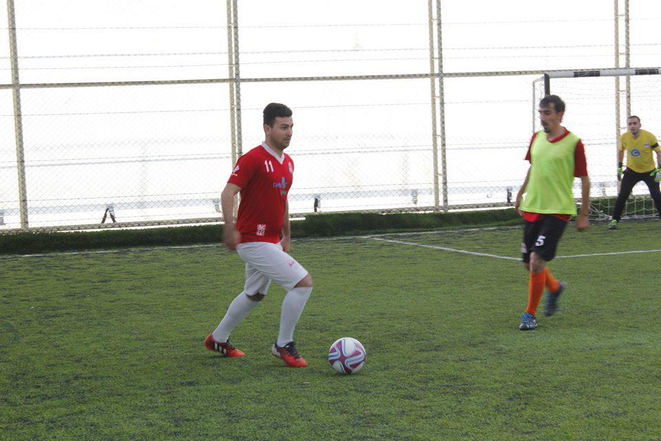 Футбольные страсти  AZFAR Business League - голы, желтые и красные карточки (ВИДЕО, ФОТО)