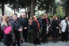 В Баку почтили память Тофига Гулиева (ФОТО)
