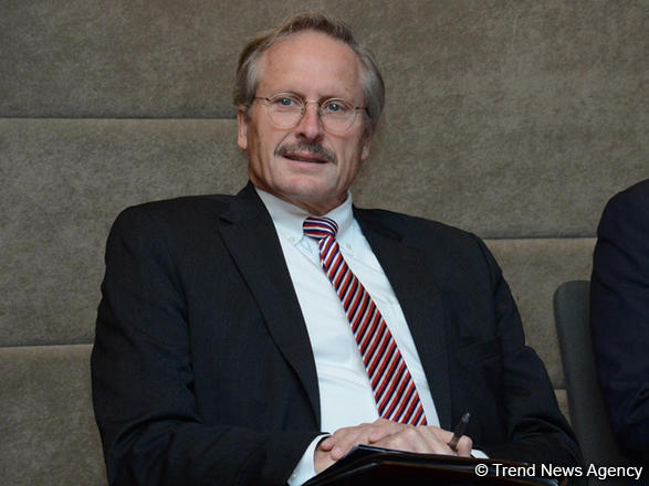 Самое важное сегодня - найти способы построения долгосрочного мира между Азербайджаном и Арменией - Секута