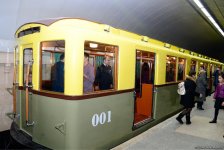 В Бакинском метрополитене  демонстрируются отреставрированные ретро-вагоны (ФОТОРЕПОРТАЖ)