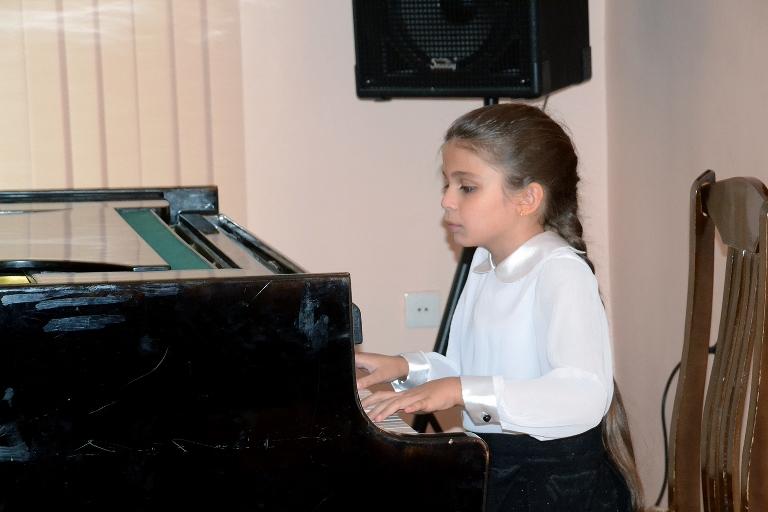 Памяти Тофига Гулиева от юных музыкантов (ФОТО)